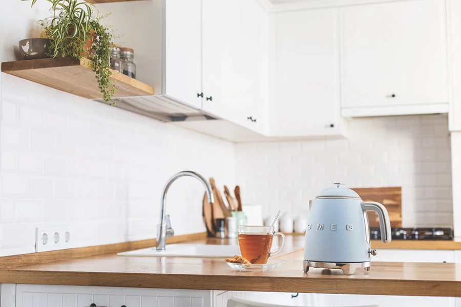 کتری برقی مینی اسمگ رنگ آبی پاستیلی مدل KLF05