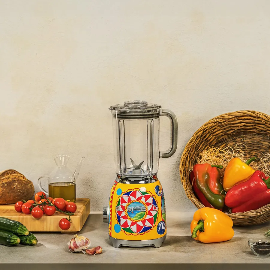 مخلوط کن اسمگ طرح دولچه و گابانا مدل BLF01DG