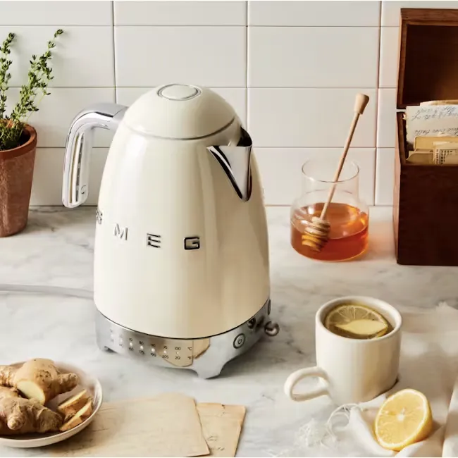 کتری برقی درجه دار اسمگ رنگ کرم مدل KLF04