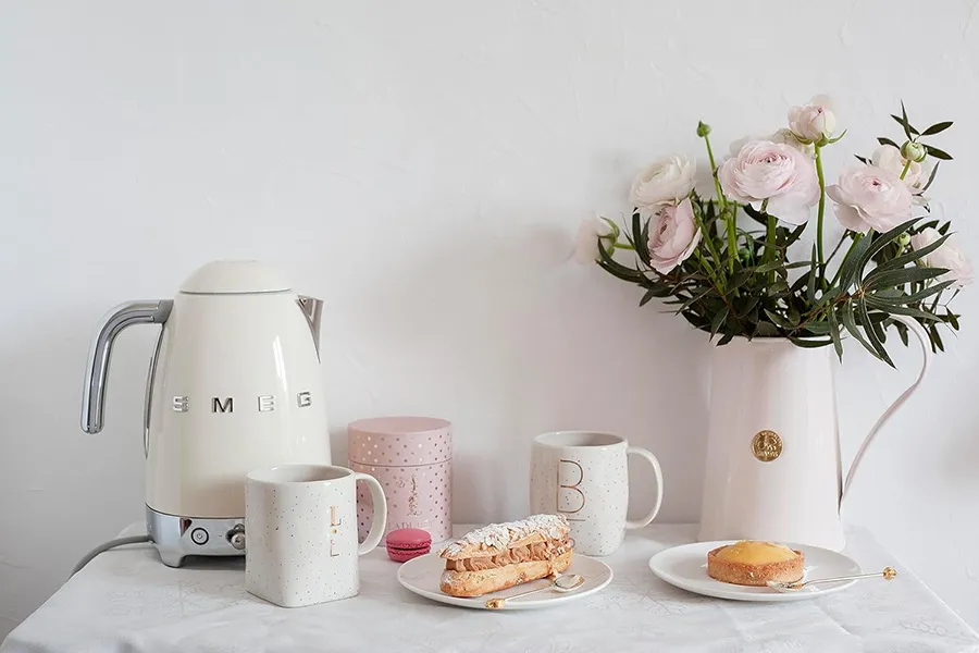 کتری برقی درجه دار اسمگ رنگ کرم مدل KLF04