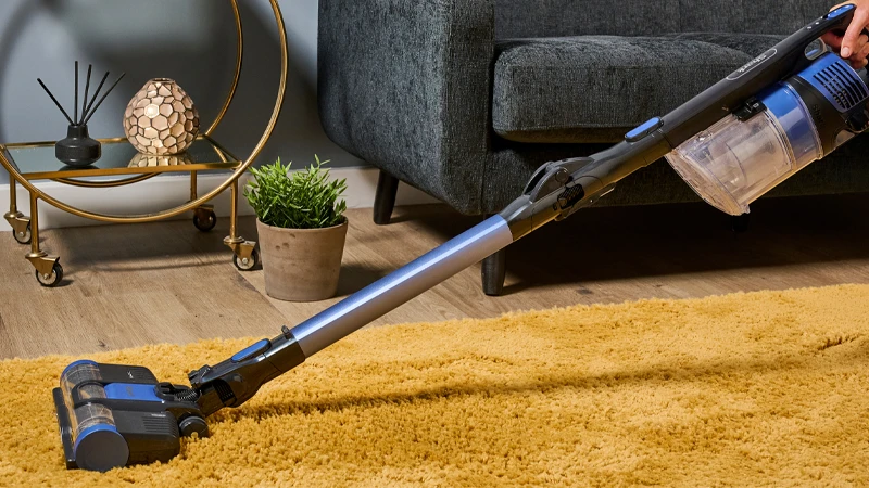 جارو رباتیک بهتر است یا جارو شارژی؟